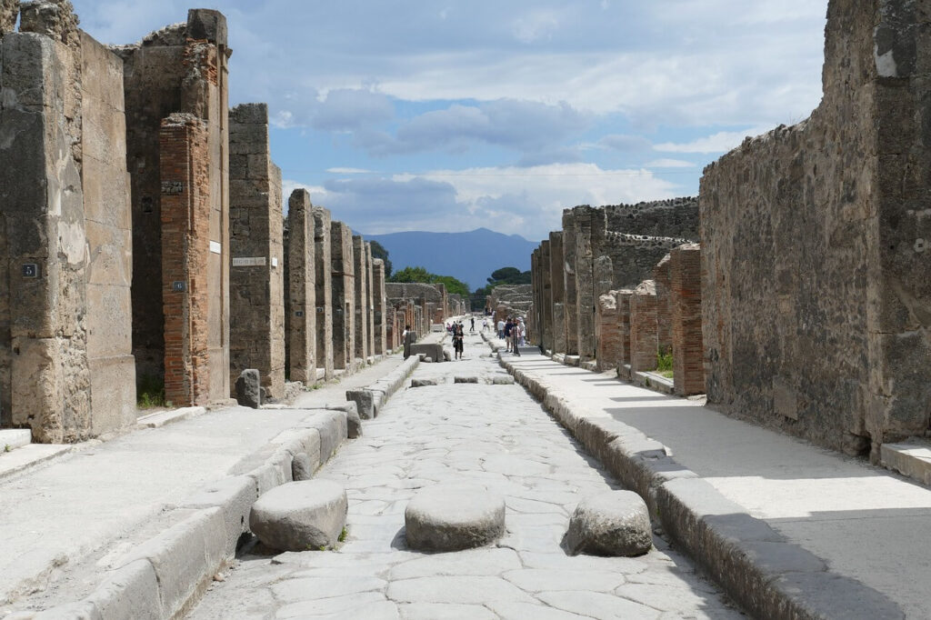 Pompeii tours